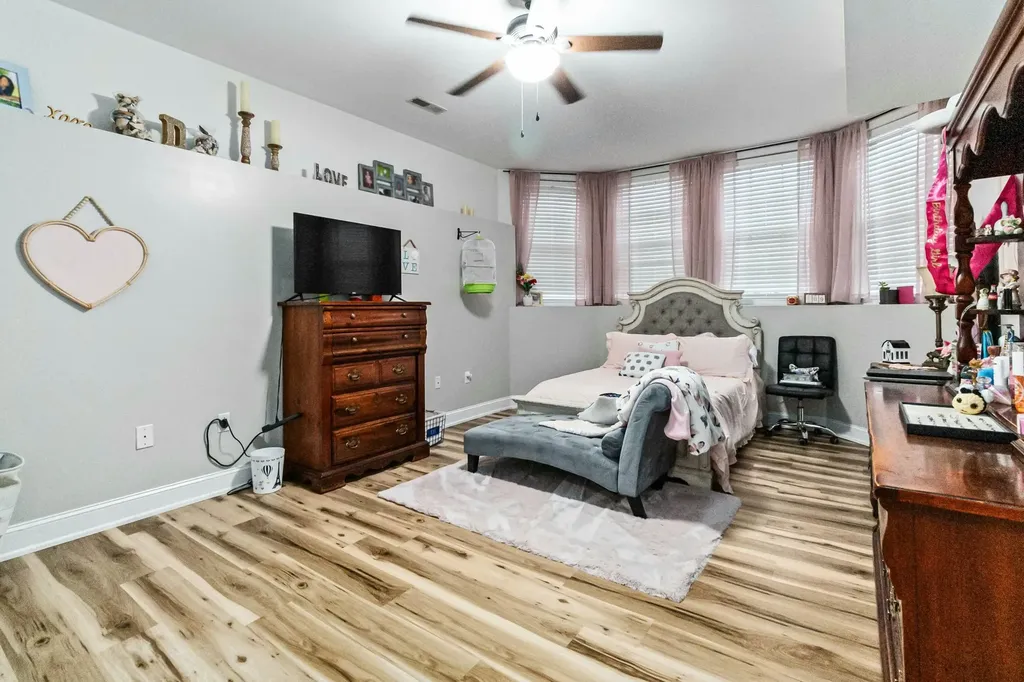 31 Daisy Drive London KY 40744