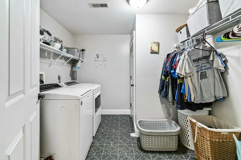 31 Daisy Drive London KY 40744