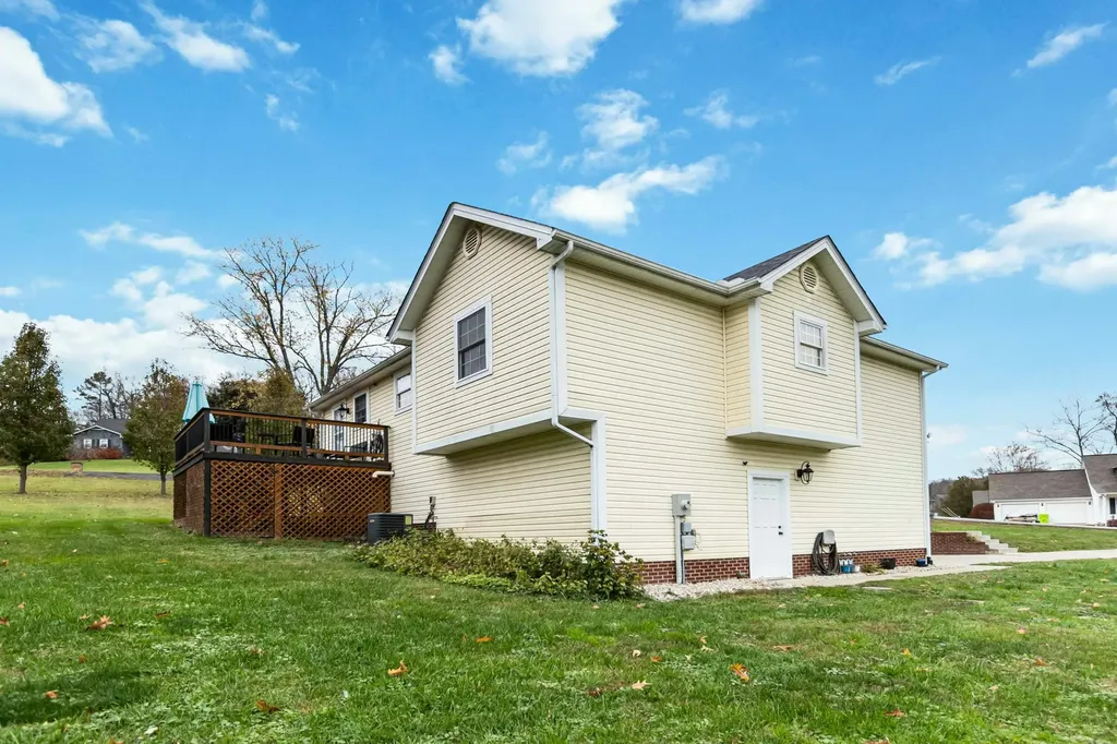 31 Daisy Drive London KY 40744