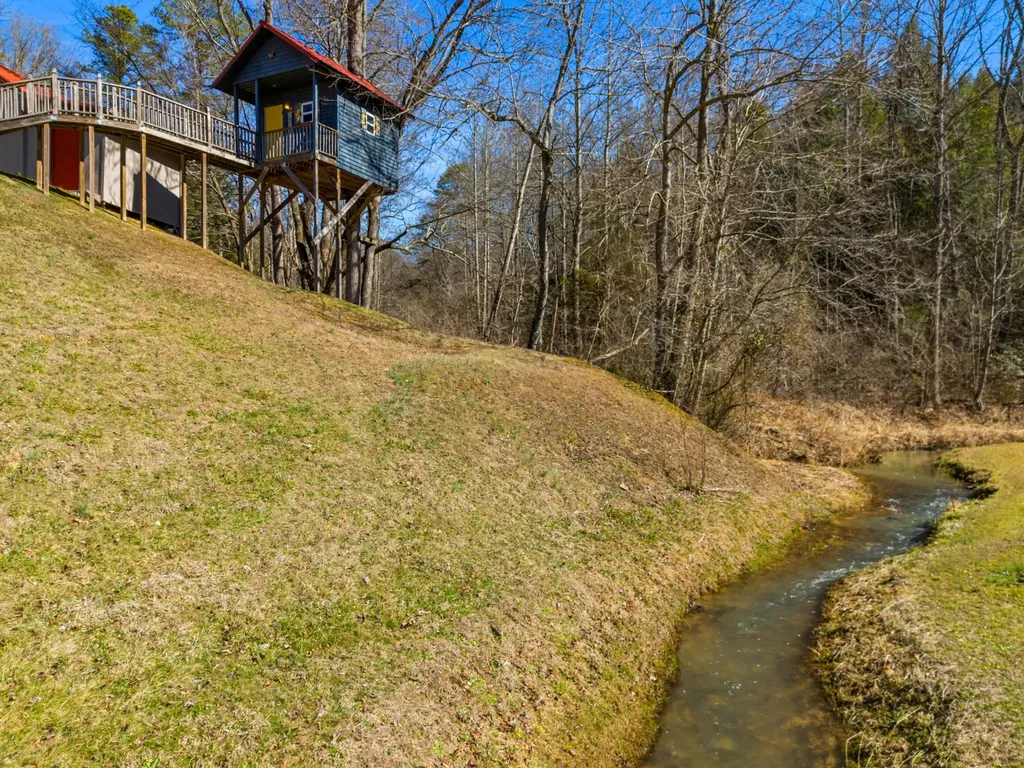 15379 State Highway 190 Pineville KY 40977