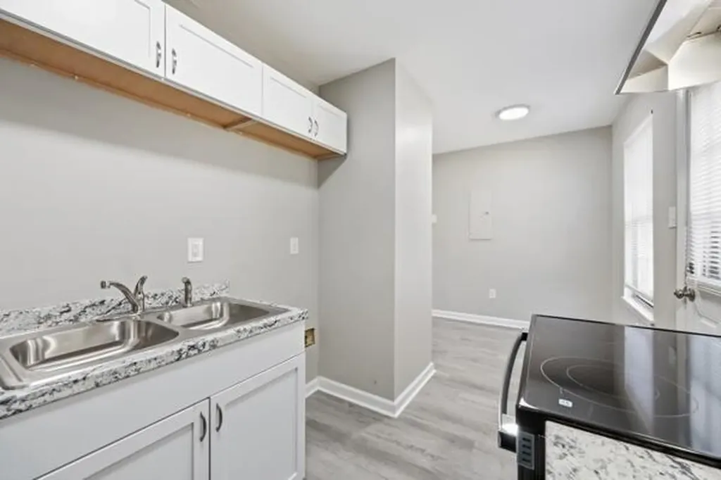 305 Lake Street Nicholasville KY 40356