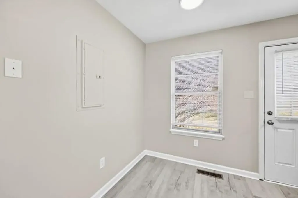 305 Lake Street Nicholasville KY 40356