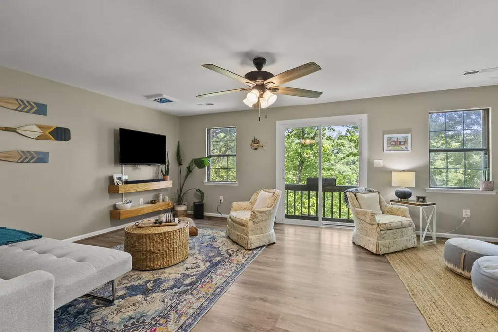 1686 Wells Landing Road Danville KY 40422