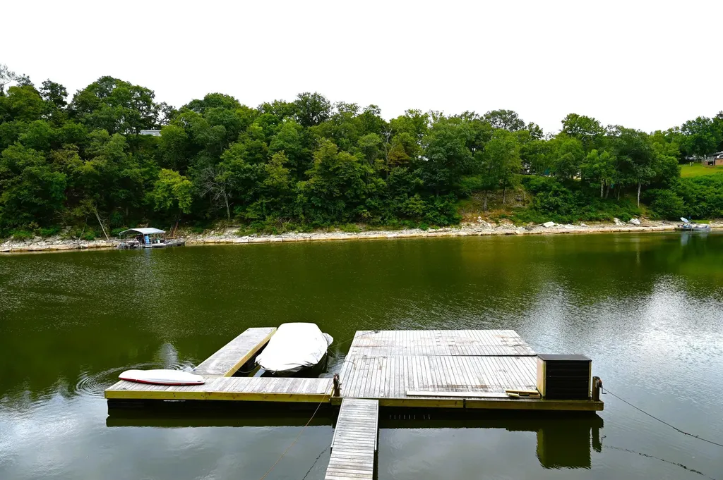 1686 Wells Landing Road Danville KY 40422