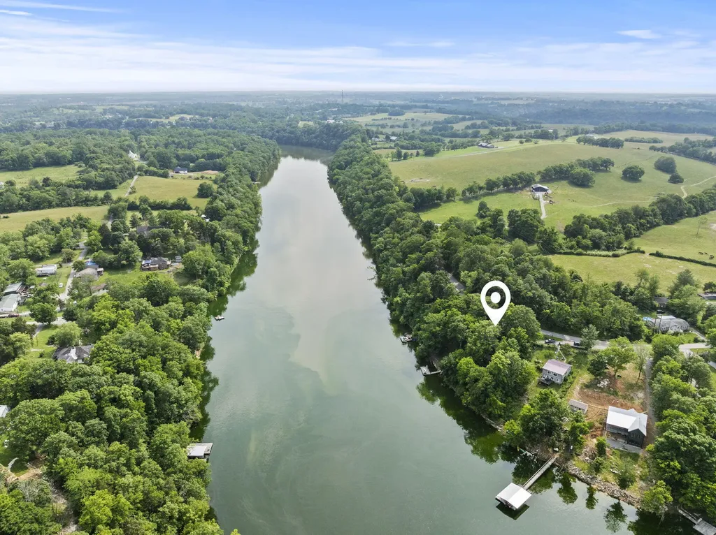1686 Wells Landing Road Danville KY 40422