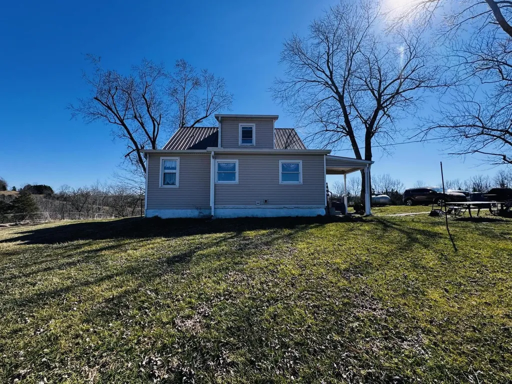 1188 Fairview Road Lawrenceburg KY 40342