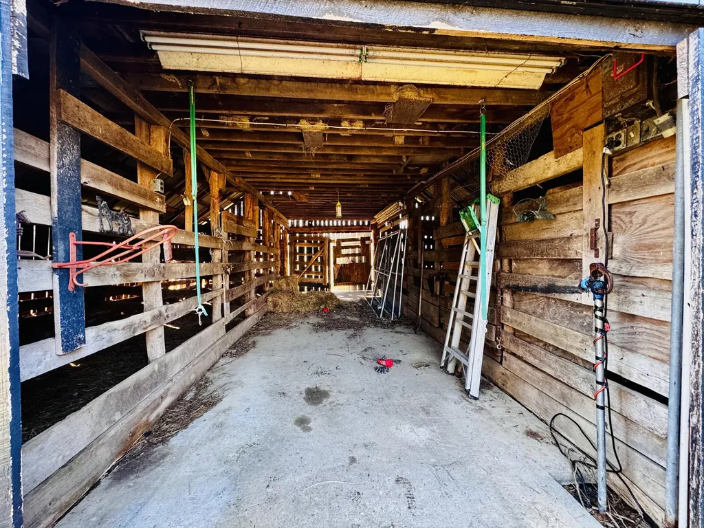 1188 Fairview Road Lawrenceburg KY 40342