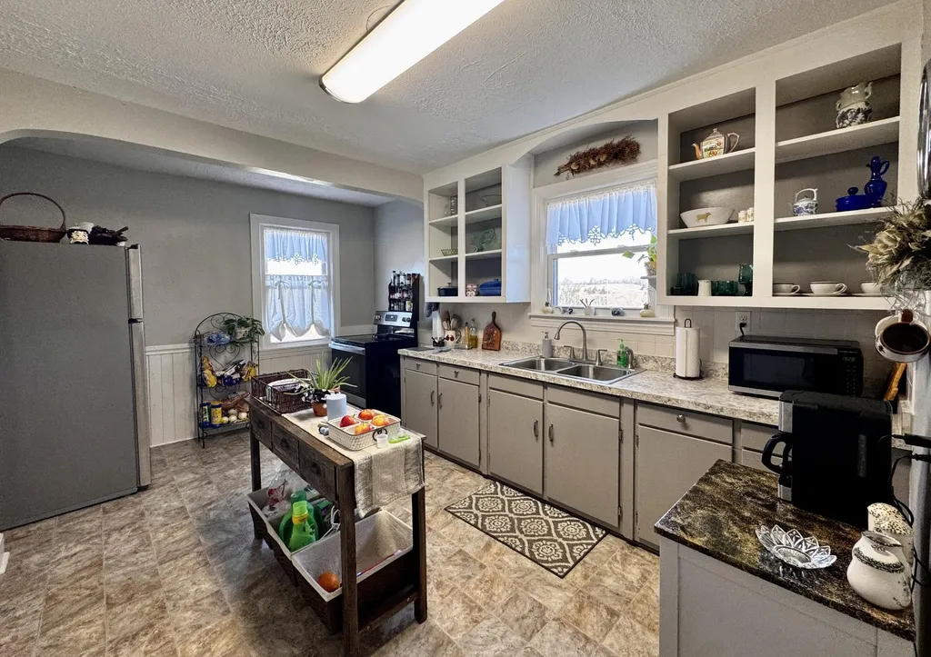 1188 Fairview Road Lawrenceburg KY 40342