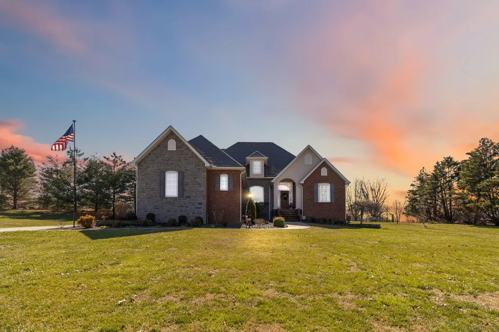 231 Colson Drive Bronston KY 42518