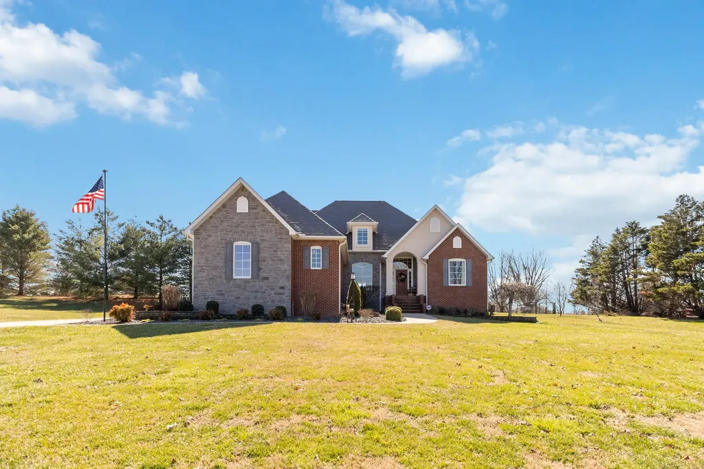 231 Colson Drive Bronston KY 42518