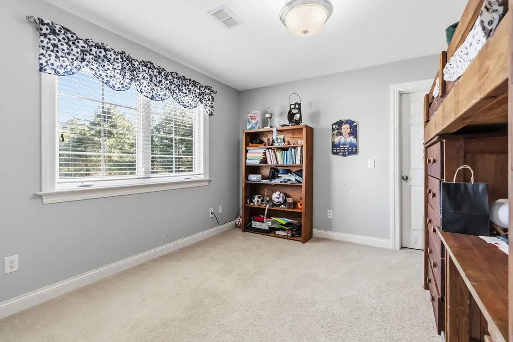 231 Colson Drive Bronston KY 42518