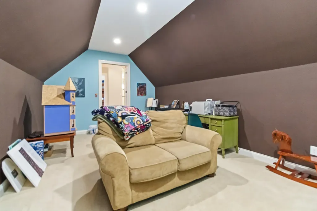 231 Colson Drive Bronston KY 42518