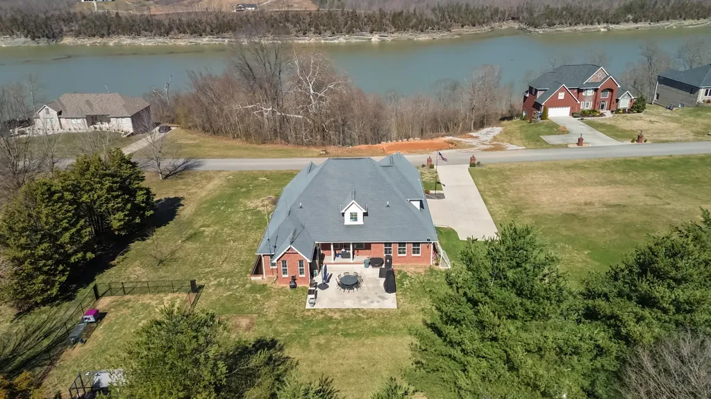 231 Colson Drive Bronston KY 42518