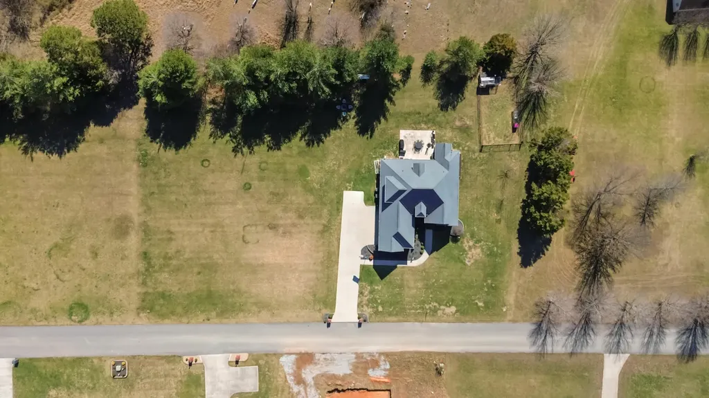 231 Colson Drive Bronston KY 42518