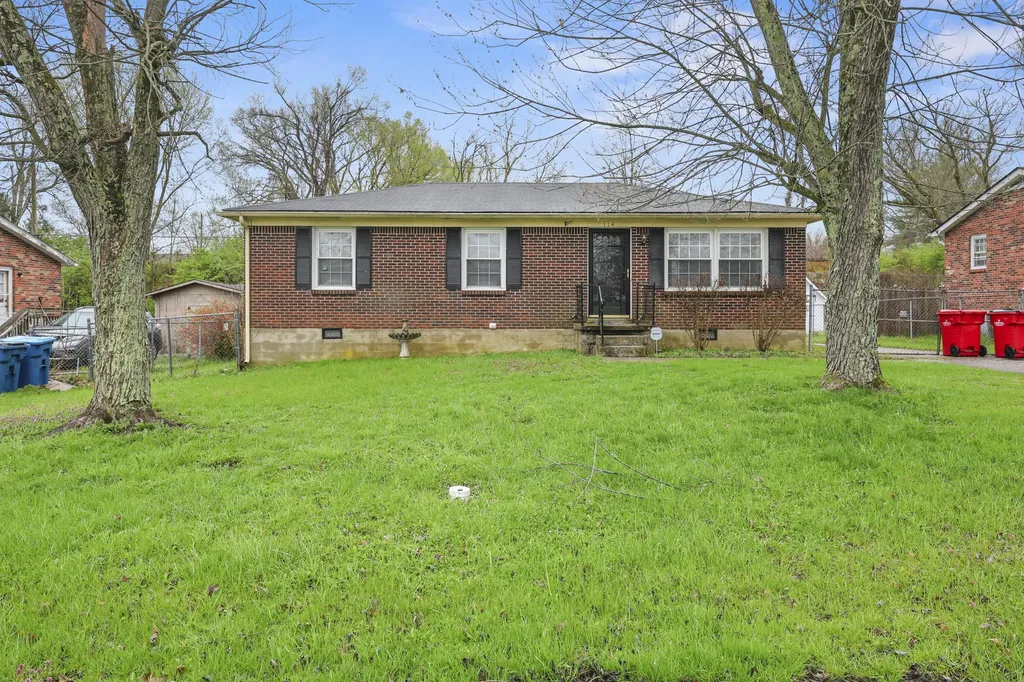 114 Edgewood Drive Frankfort KY 40601