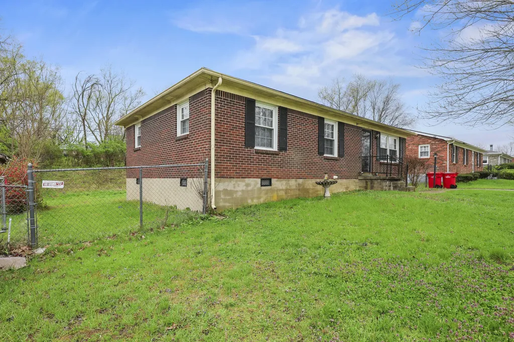 114 Edgewood Drive Frankfort KY 40601