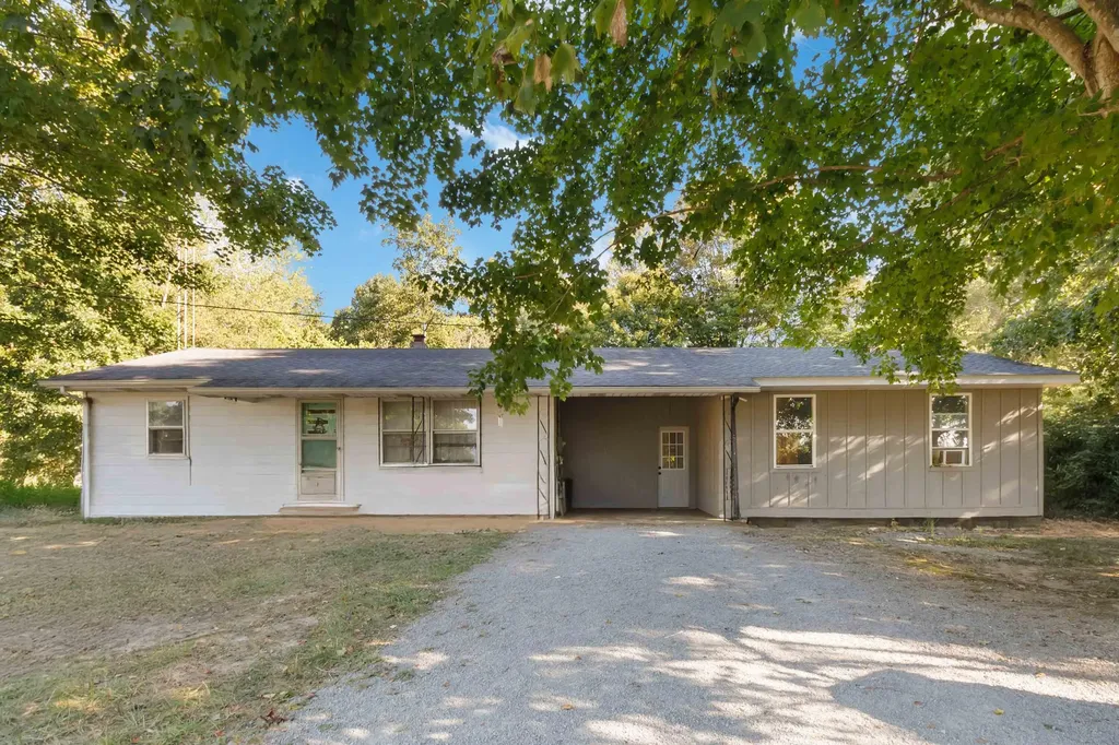 1466 Webb Ridge Road Russell Springs KY 42642