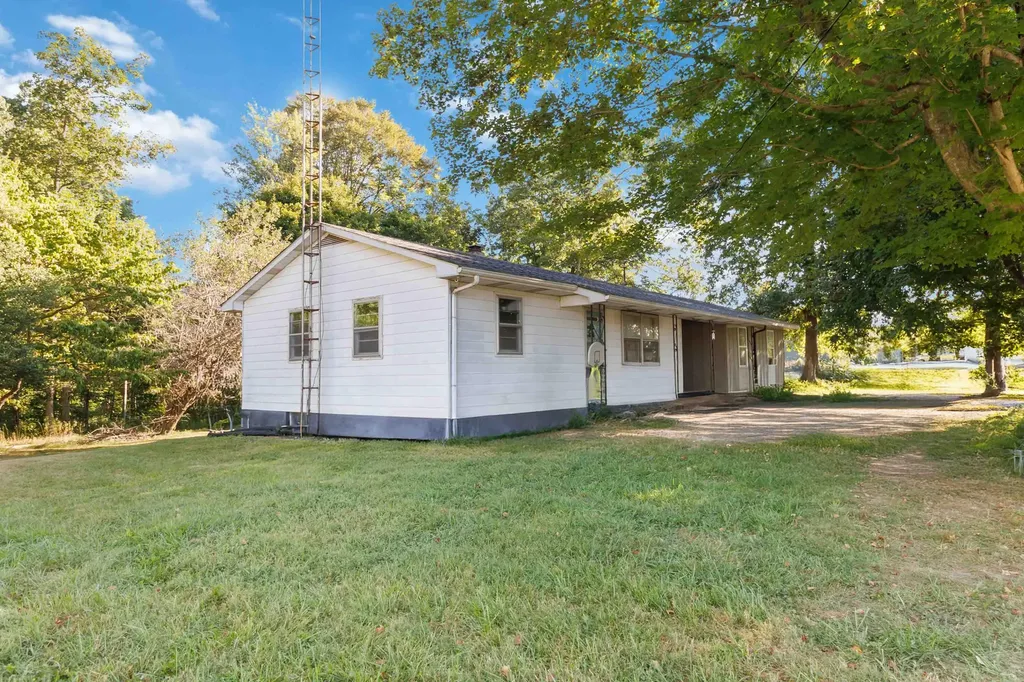 1466 Webb Ridge Road Russell Springs KY 42642