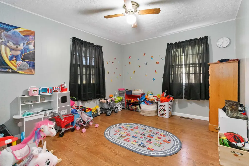1466 Webb Ridge Road Russell Springs KY 42642