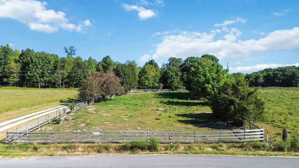 1466 Webb Ridge Road Russell Springs KY 42642