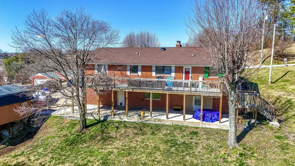 402 Rosedale Avenue London KY 40741