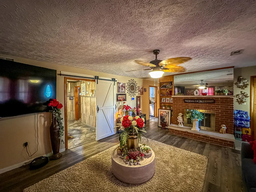402 Rosedale Avenue London KY 40741