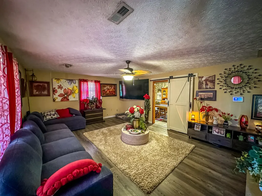402 Rosedale Avenue London KY 40741