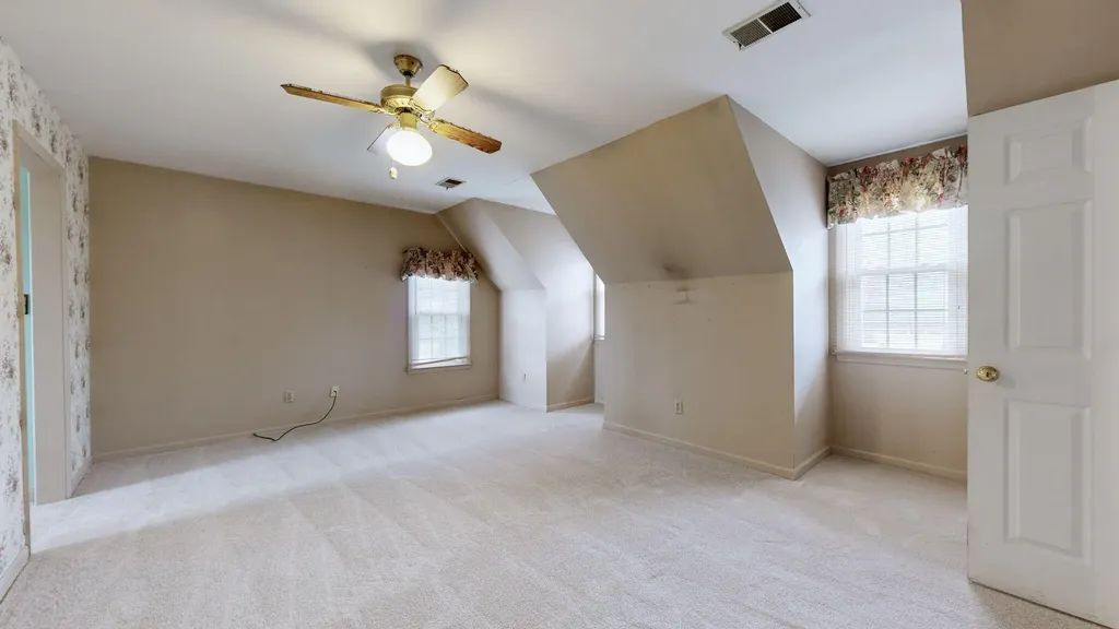 4683 Ironbridge Drive Lexington KY 40515