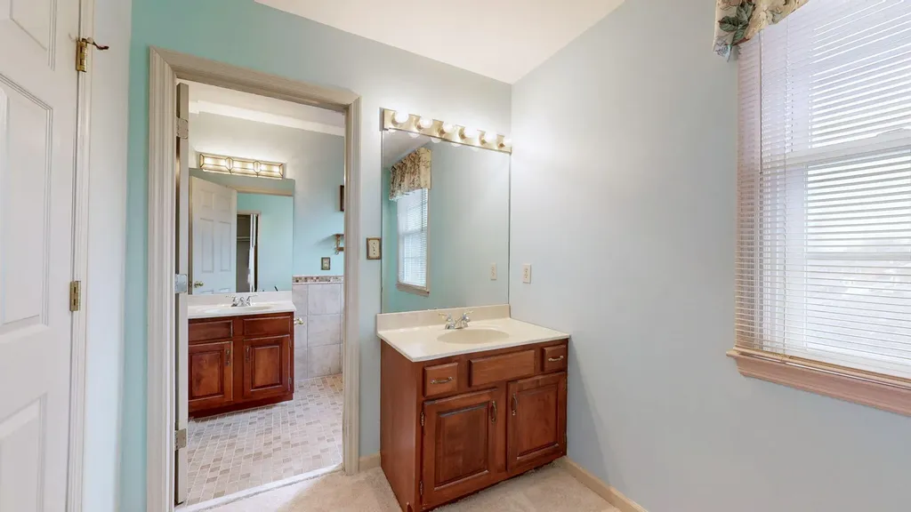 4683 Ironbridge Drive Lexington KY 40515