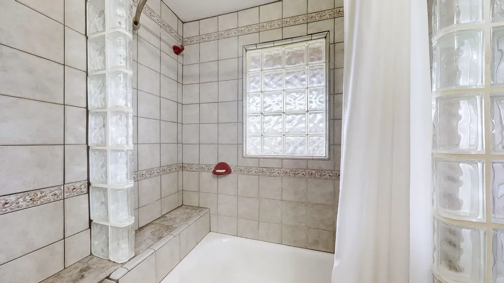 4683 Ironbridge Drive Lexington KY 40515