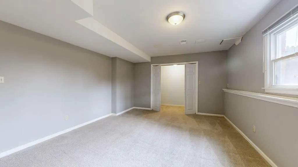 4683 Ironbridge Drive Lexington KY 40515