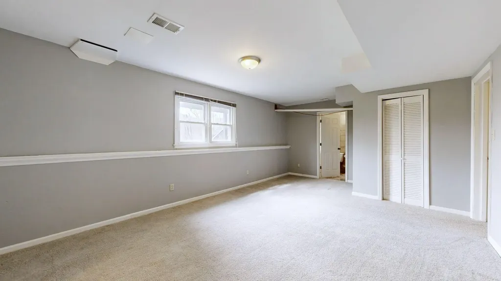 4683 Ironbridge Drive Lexington KY 40515