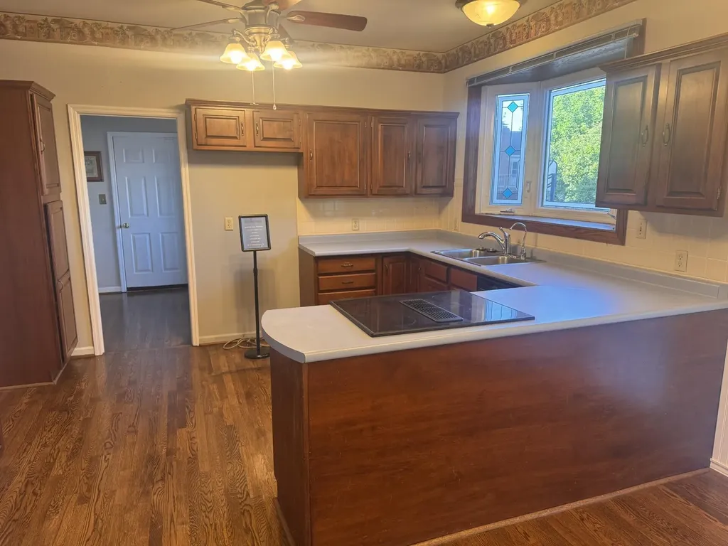 4683 Ironbridge Drive Lexington KY 40515