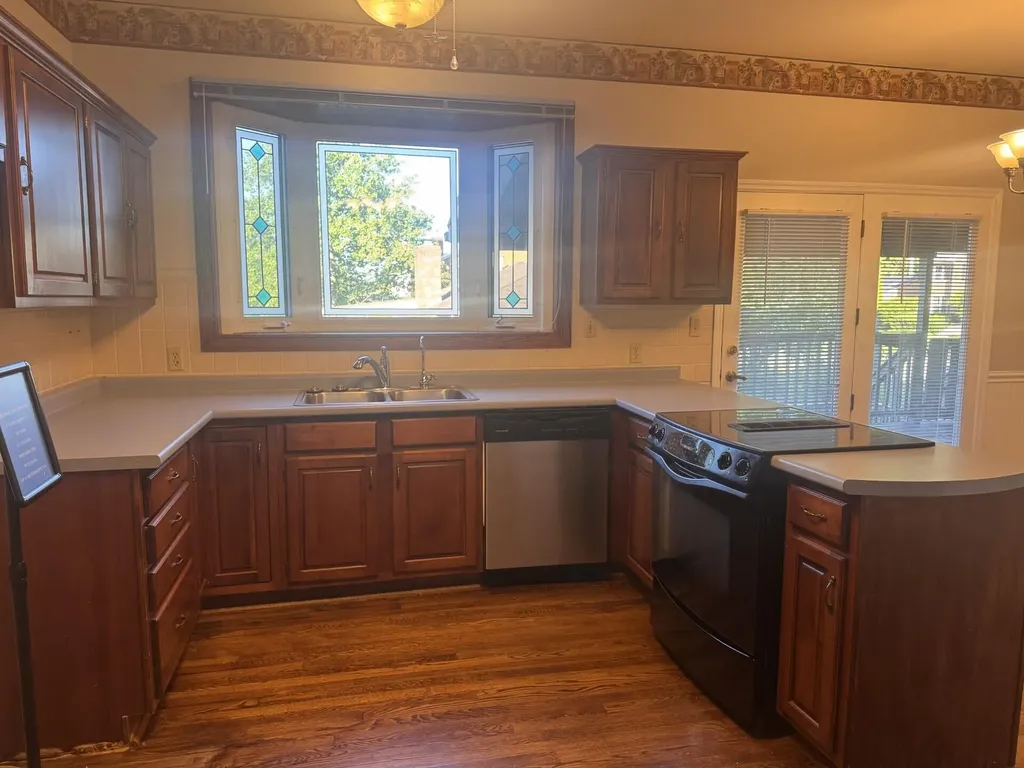 4683 Ironbridge Drive Lexington KY 40515