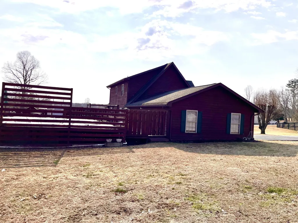210 Cox Smith Lane Corbin KY 40701