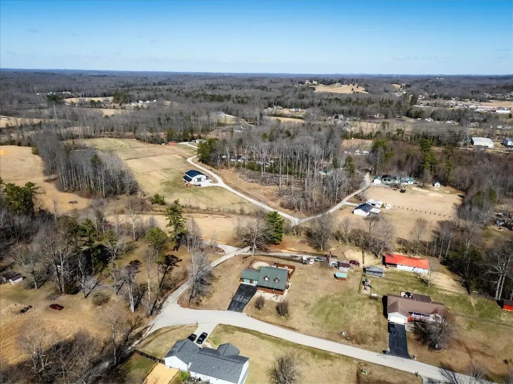 210 Cox Smith Lane Corbin KY 40701