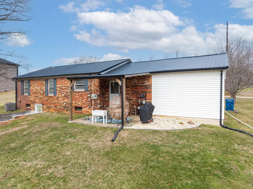 525 Slate Branch Road Somerset KY 42503