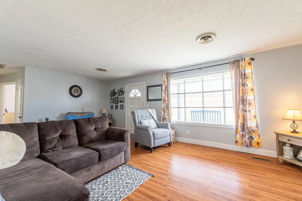 525 Slate Branch Road Somerset KY 42503