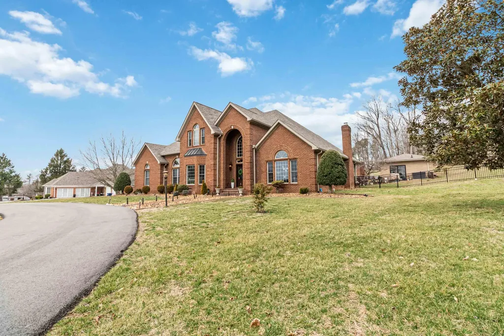 348 Runway Boulevard Somerset KY 42503