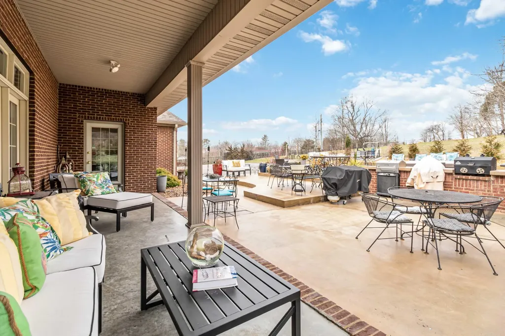 348 Runway Boulevard Somerset KY 42503