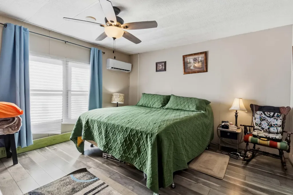 1072 Dry Branch Road Irvine KY 40336