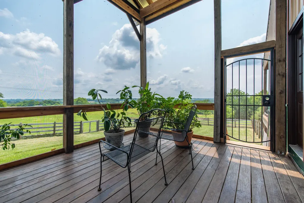 4160 Lexington Road Harrodsburg KY 40330