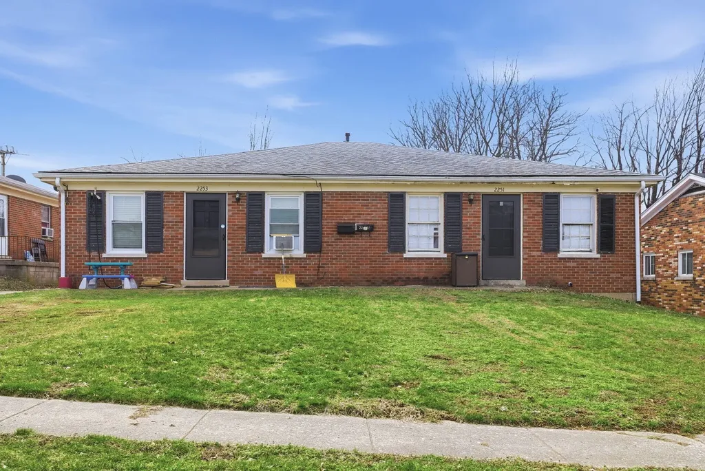 2251/2253 Alexandria Drive Lexington KY 40504