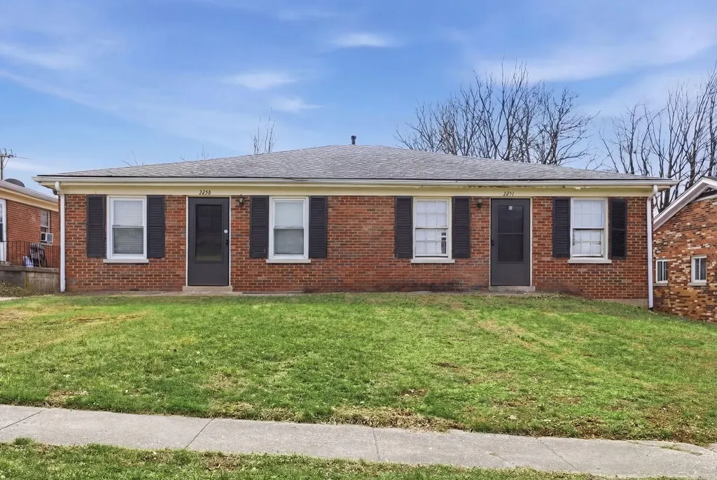 2251/2253 Alexandria Drive Lexington KY 40504
