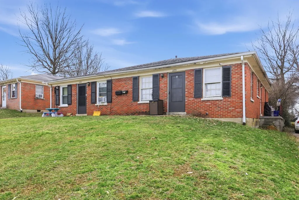 2251/2253 Alexandria Drive Lexington KY 40504
