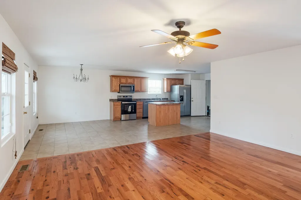 432 Scarlet Oak Drive London KY 40741