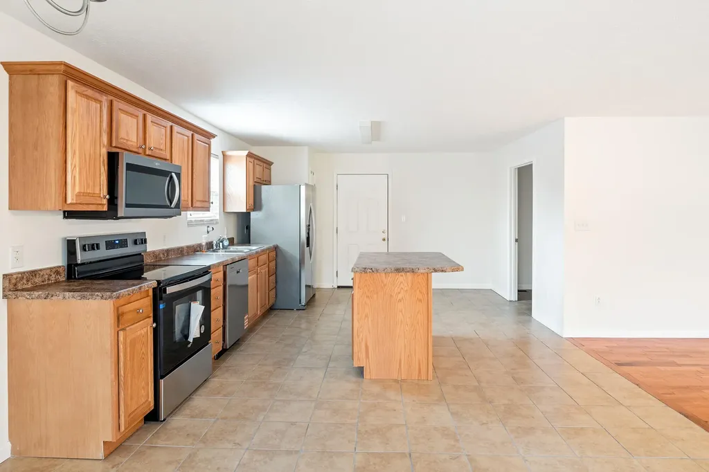 432 Scarlet Oak Drive London KY 40741