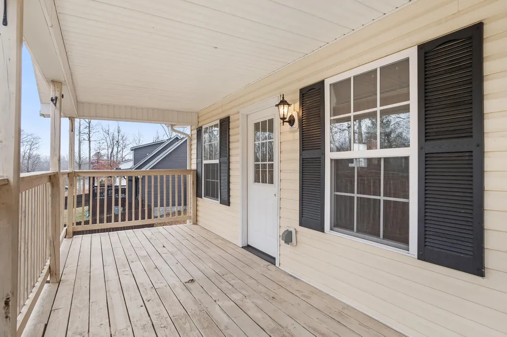 432 Scarlet Oak Drive London KY 40741