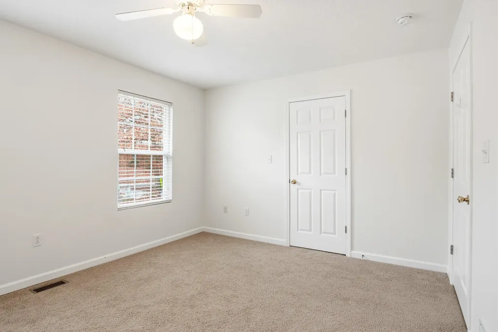 432 Scarlet Oak Drive London KY 40741