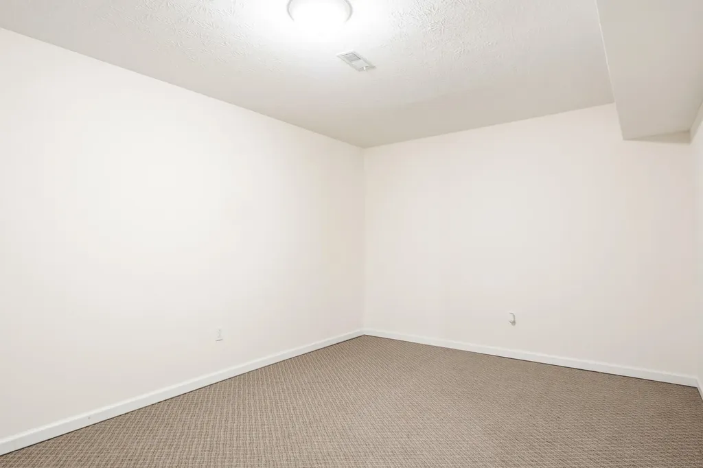 432 Scarlet Oak Drive London KY 40741
